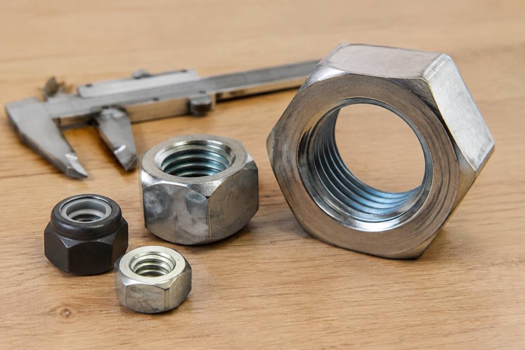Comment choisir un écrou 1 1/4 pouce ?